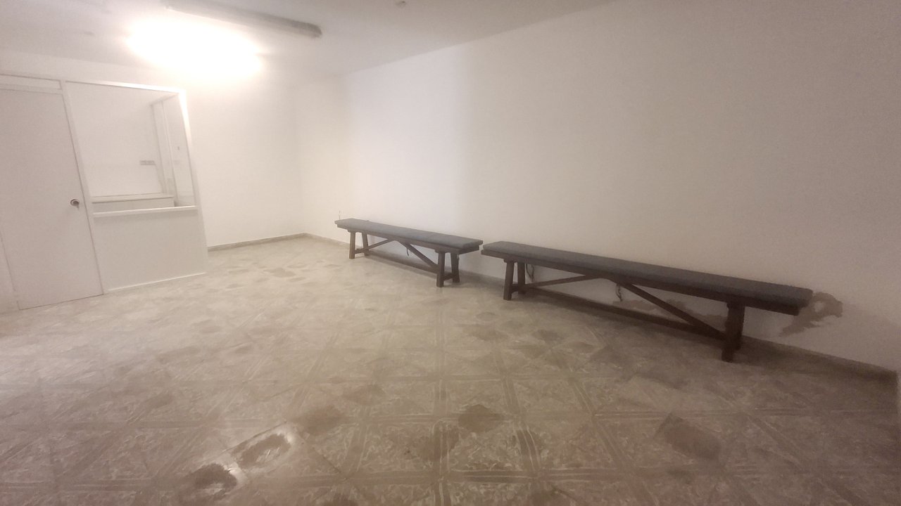 Local en planta baja en ubicación céntrica de S Horta --- L 40