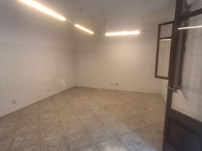 Local en planta baja en ubicación céntrica de S Horta --- L 40