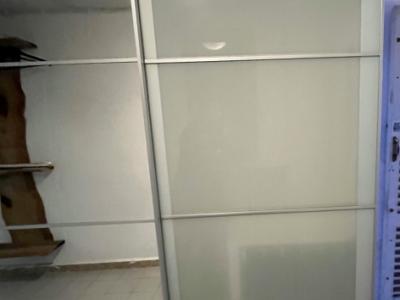 Pax Schiebetürenschrank Spiegel und Milchglas