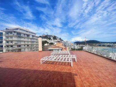 Penthouse in Santa Ponsa mit großer Terrasse und Blick über die ganze Bucht