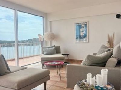 Ático en Santa Ponsa con amplia terraza y vistas a toda la bahía