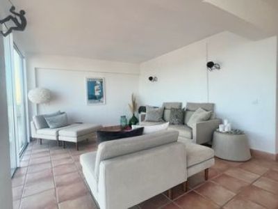 Ático en Santa Ponsa con amplia terraza y vistas a toda la bahía