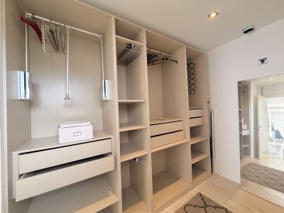 Penthouse mit drei Terrassen, traumhaftem Meerblick, Parkplatz und Gemeinschaftspool