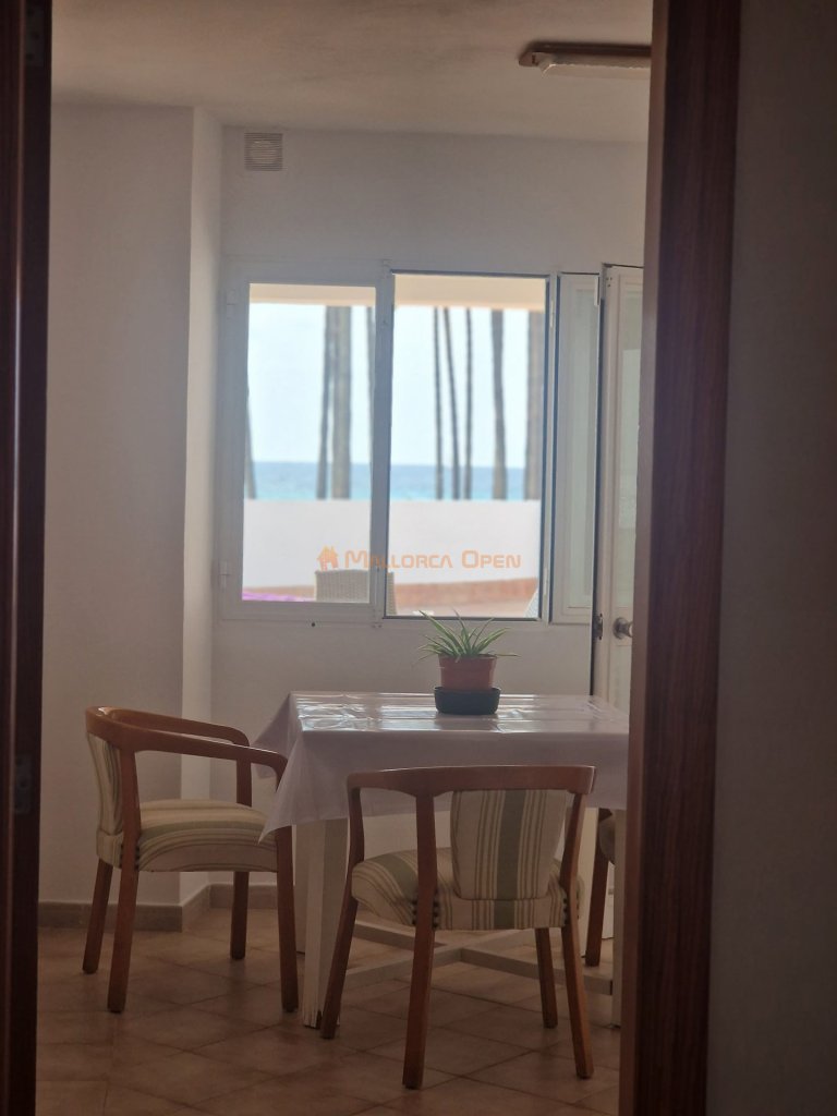 Penthouse zur Miete in Sa Coma, erste Meereslinie
