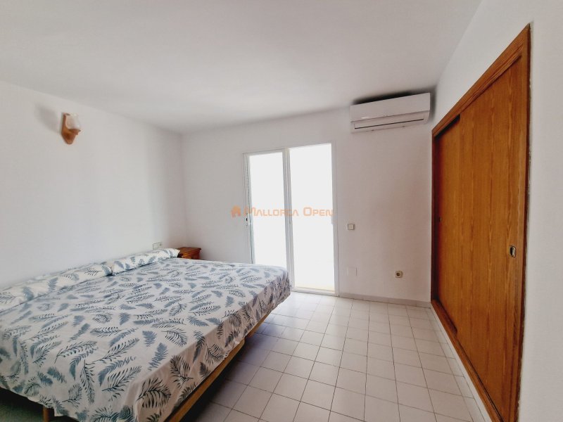 Penthouse zur Miete in Sa Coma, erste Meereslinie