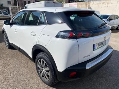 Peugeot 2008 Active 1.2 100CV 5-türig