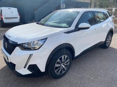 Peugeot 2008 Active 1.2 100CV 5-türig