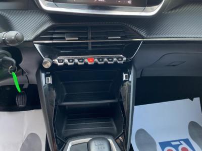 Peugeot 2008 Active 1.2 100CV 5-türig