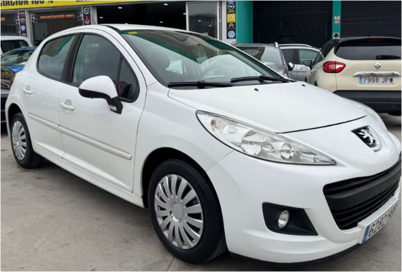 Peugeot 207 ACTIVE 1.4 HDI 70 FAP