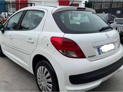 Peugeot 207 ACTIVE 1.4 HDI 70 FAP
