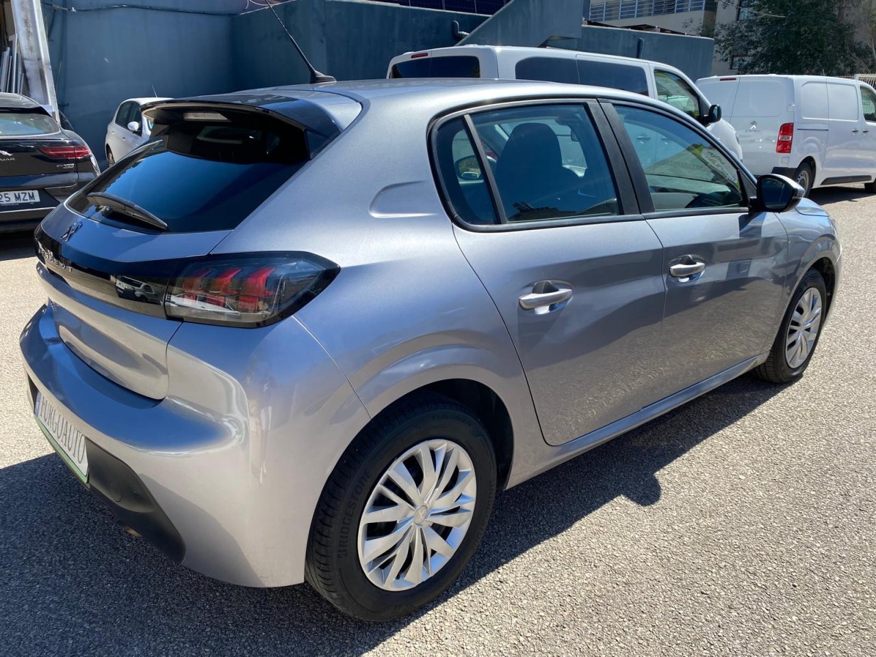 Peugeot 208 Active 1.5 BHDI 100 CV 5-Türer