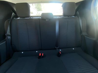 Peugeot 208 Active 1.5 BHDI 100 CV 5-Türer