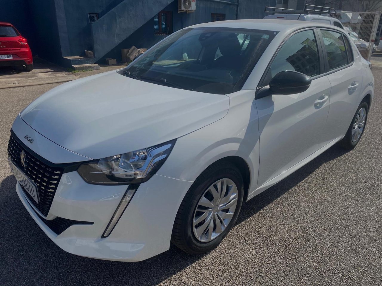 Peugeot 208 Like 1.2 PureTech 75CV 5-türig