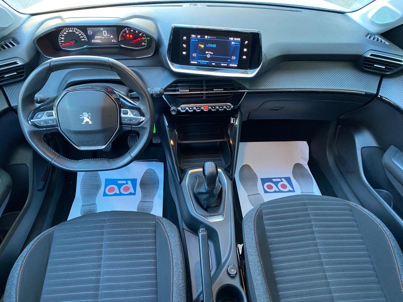 Peugeot 208 Like 1.2 PureTech 75CV 5-türig