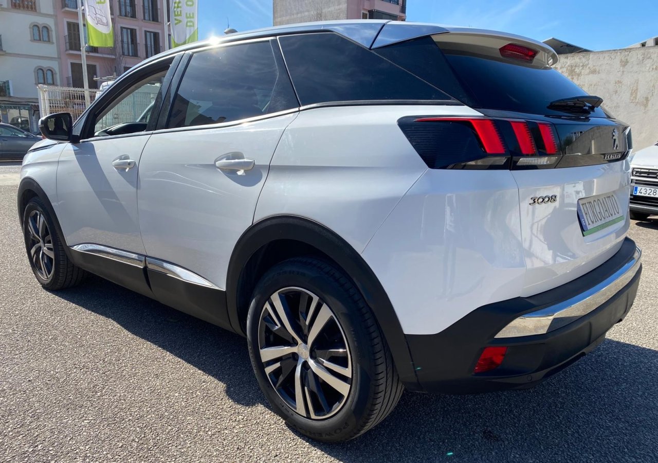 Peugeot 3008 Allure 130Cv 5p