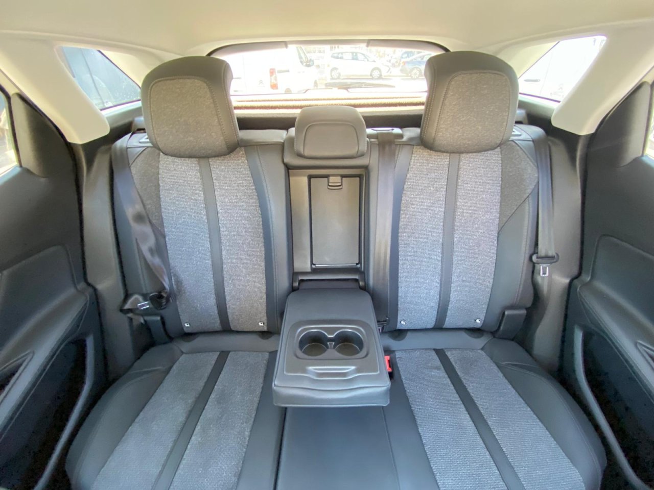 Peugeot 3008 Allure 130PS 5-türig