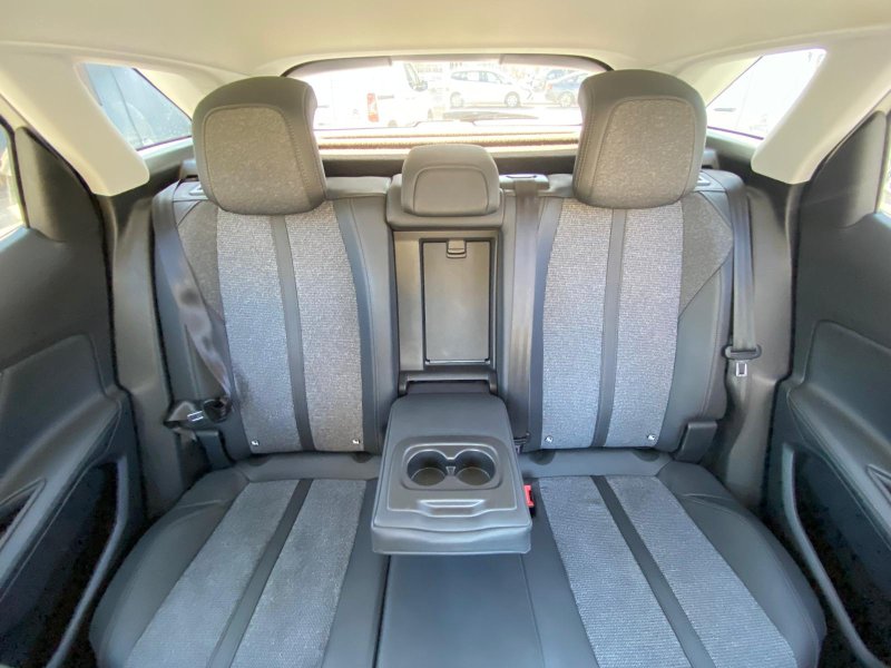Peugeot 3008 Allure 130PS 5-türig
