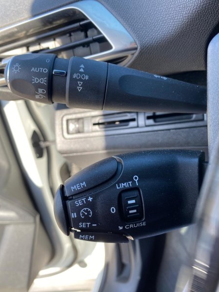 Peugeot 3008 Allure 130PS 5-türig