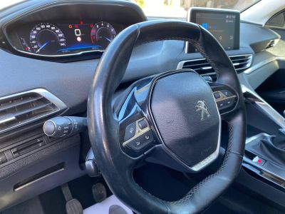 Peugeot 3008 Allure 130PS 5-türig
