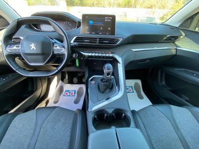 Peugeot 3008 Allure 130PS 5-türig