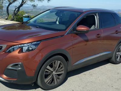 Peugeot 3008 Allure PurTech SUV, 80.000 KM, neuwertig