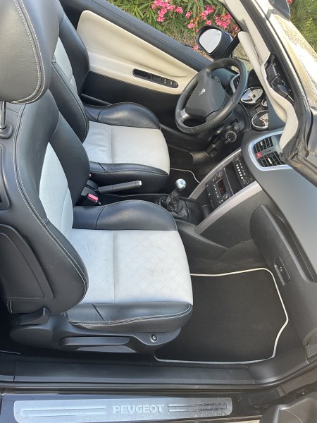 Peugeot Cabriolet 207 CC - spanische Nummer, Klima, ABS, PDC, EZ 2010, ITV neu