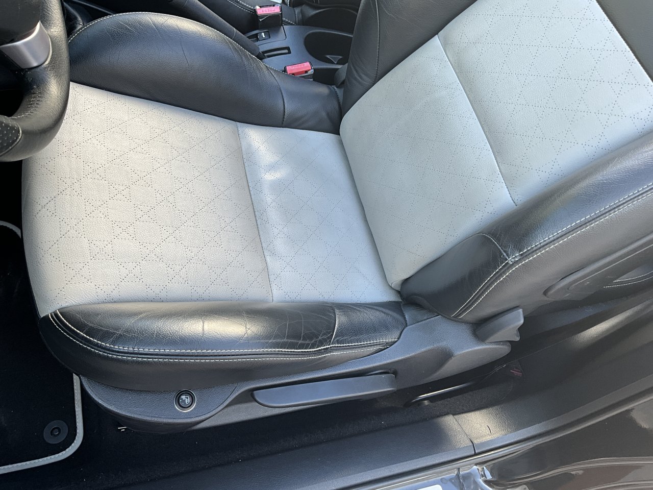 Peugeot Cabriolet 207 CC - spanische Nummer, Klima, ABS, PDC, EZ 2010, ITV neu