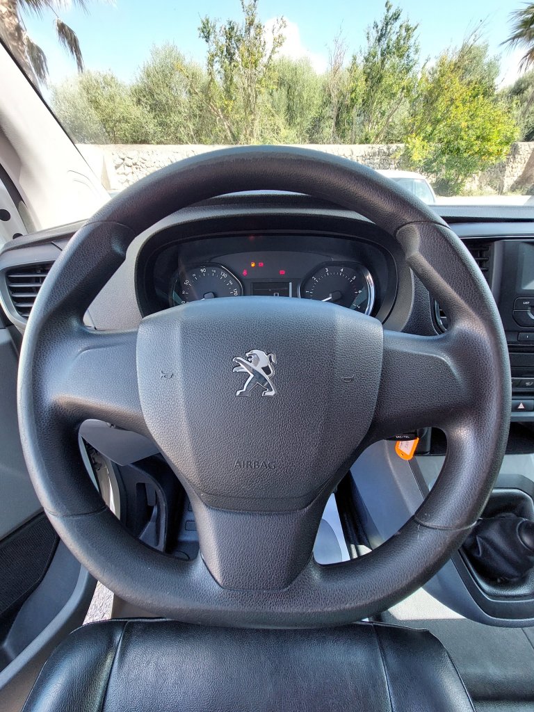 Peugeot Expert Pro 1.5 Bhdi 120Cv Fg 4P