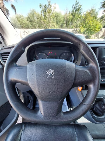 Peugeot Expert Pro 1.5 Bhdi 120Cv Fg 4P