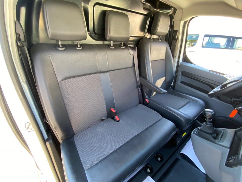Peugeot Expert Pro 1.5 Bhdi 120Cv Fg 4P