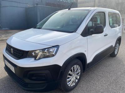 Peugeot Rifter Standard 1.5 Bhdi 100Cv 4p