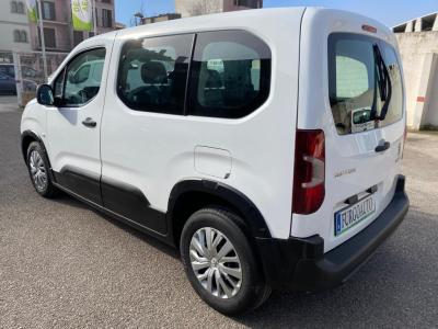 Peugeot Rifter Standard 1.5 Bhdi 100Cv 4p