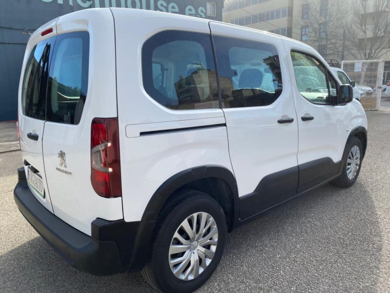 Peugeot Rifter Standard 1.5 Blue Hdi 102Cv