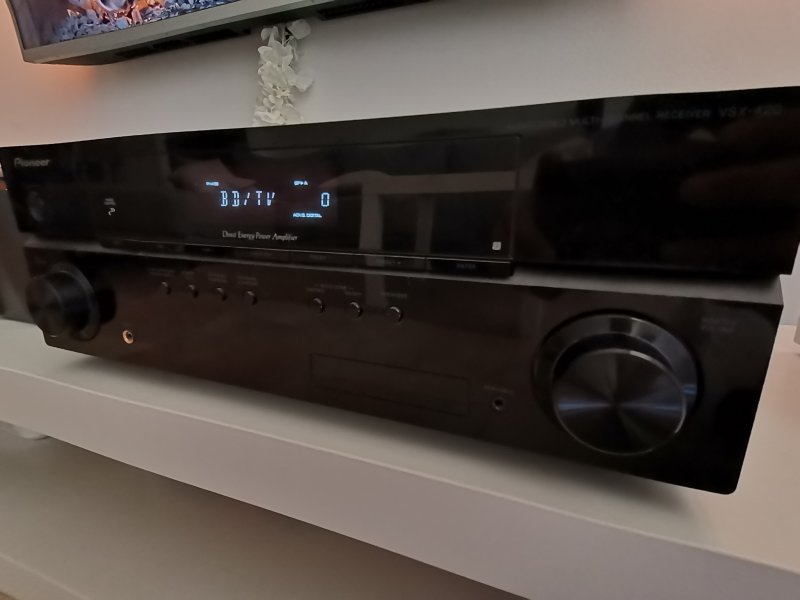 Philips Ambilight TV Fernseher, Receiver Pioneer , Subwoofer Canton,4 Lautsprecher Jamo