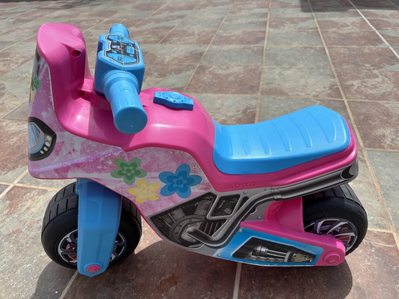 Pinkes Motorrad-Rutschfahrzeug für Kinder