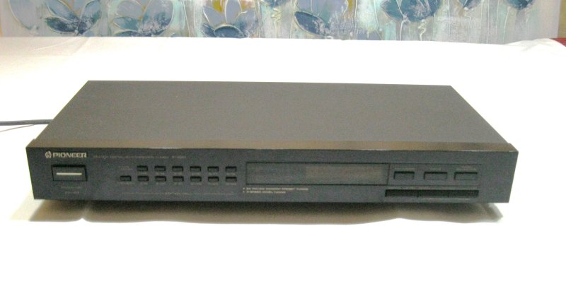 Pioneer Stero Tuner F-551, gebraucht, guter Zustand, zu verkaufen - Andratx