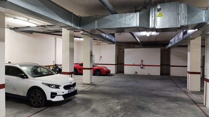 PKW Tiefgaragenplatz frei ab 1.9.2026 - Colonia Sant Jordi