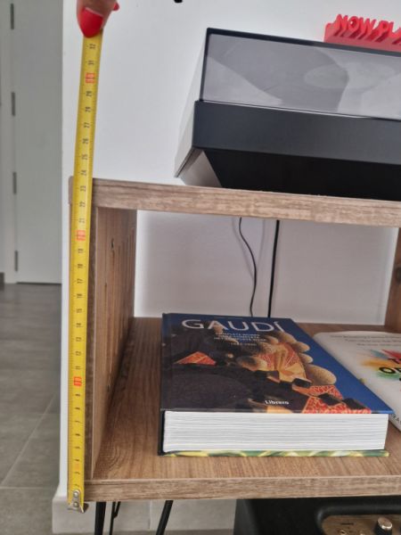 Plattenspieler-Möbel mit „hairpin“-Beinen + Vinyl-Aufbewahrung (Etsy-Stil)