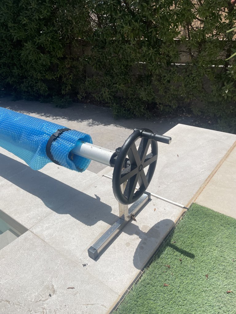 Pool- Abdeckung