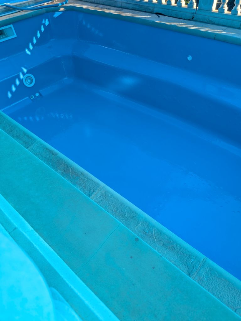 Poolfarbe / Schwimmbeckenfarbe blau RAL 5012 - 2K