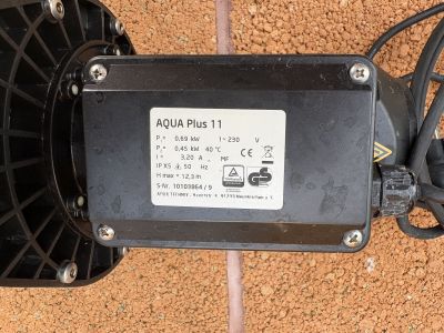 Poolpumpe neu, AQUA plus 11 von Poolsana-Edition grau
