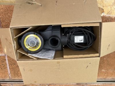 Poolpumpe neu, AQUA plus 11 von Poolsana-Edition grau