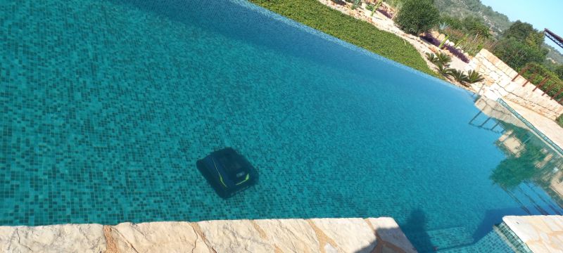 Poolreinigung Poolpflege
