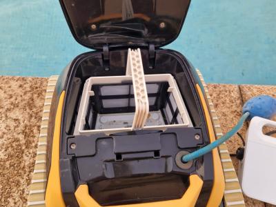 Robot de piscina Dolphin E 20