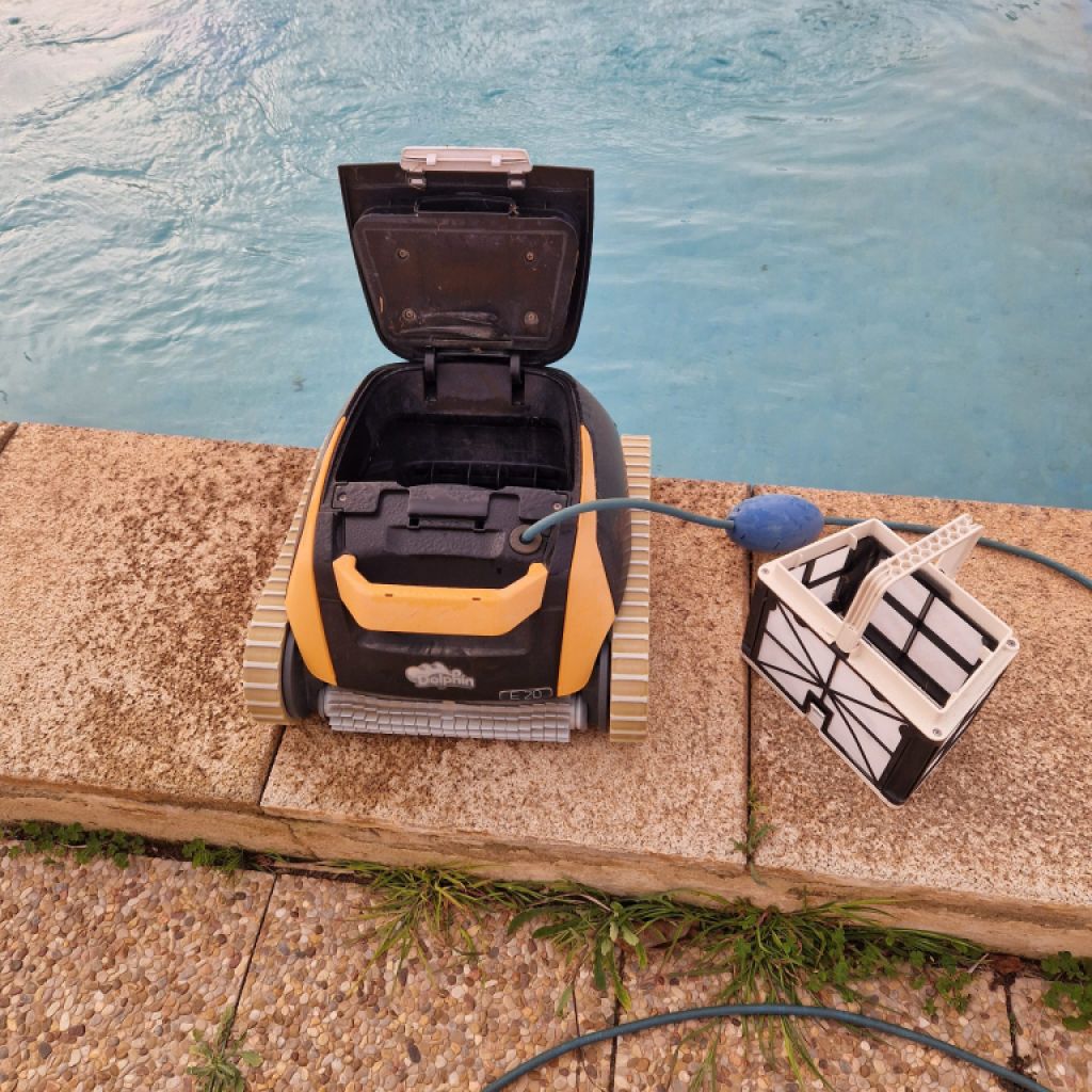 Robot de piscina Dolphin E 20
