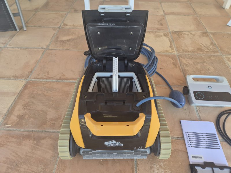 Poolroboter Dolphin E25