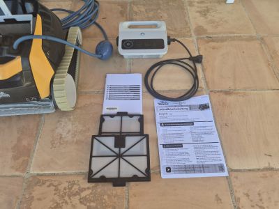 Poolroboter Dolphin E25