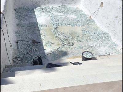 Poolsanierung neue fliesen oder poolfolie oder beschichtung