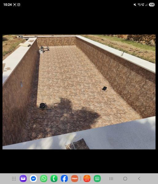 Poolsanierung neue fliesen oder poolfolie oder beschichtung