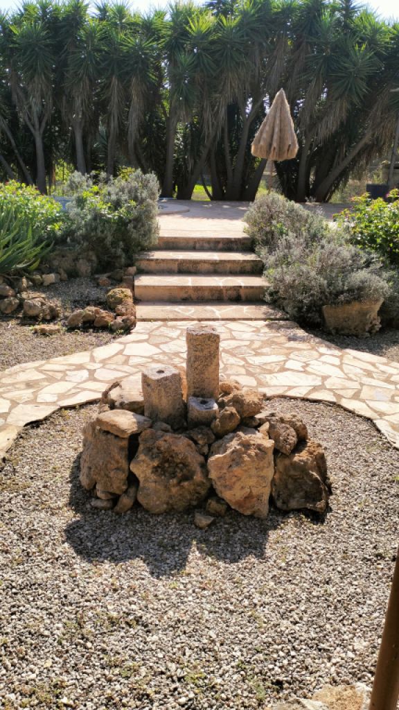 PORRERES: Charmantes ländliches Anwesen mit Ferienvermietungslizenz (ETV), Brunnen und Weinstöcken